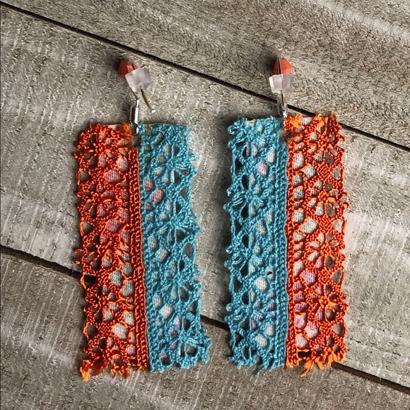 Designer Lace Earrings - Picture 2 of 5